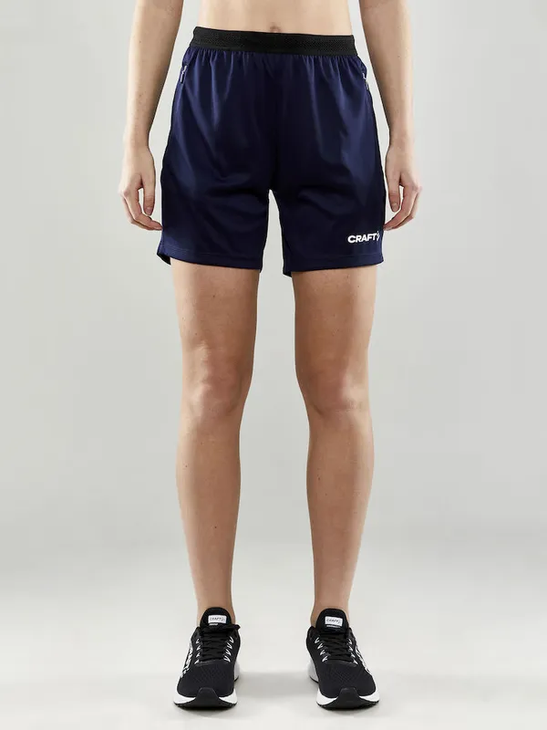 1910149-390000_Evolve Zip Pocket Shorts W_Closeup1.jpg